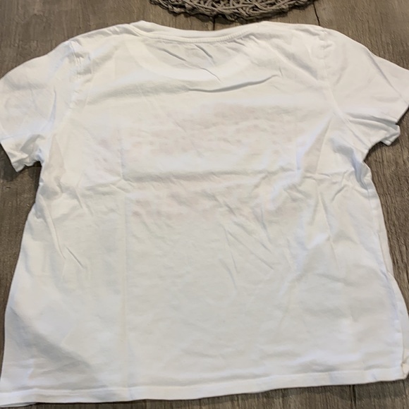 Levis Crop T Shirt - Picture 5 of 6